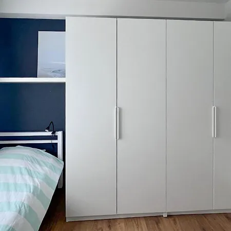 2 Bedroom Lovely In דירה