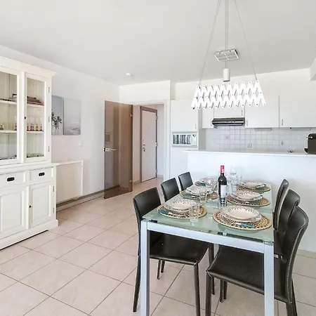 2 Bedroom Lovely In * אוסטנדה